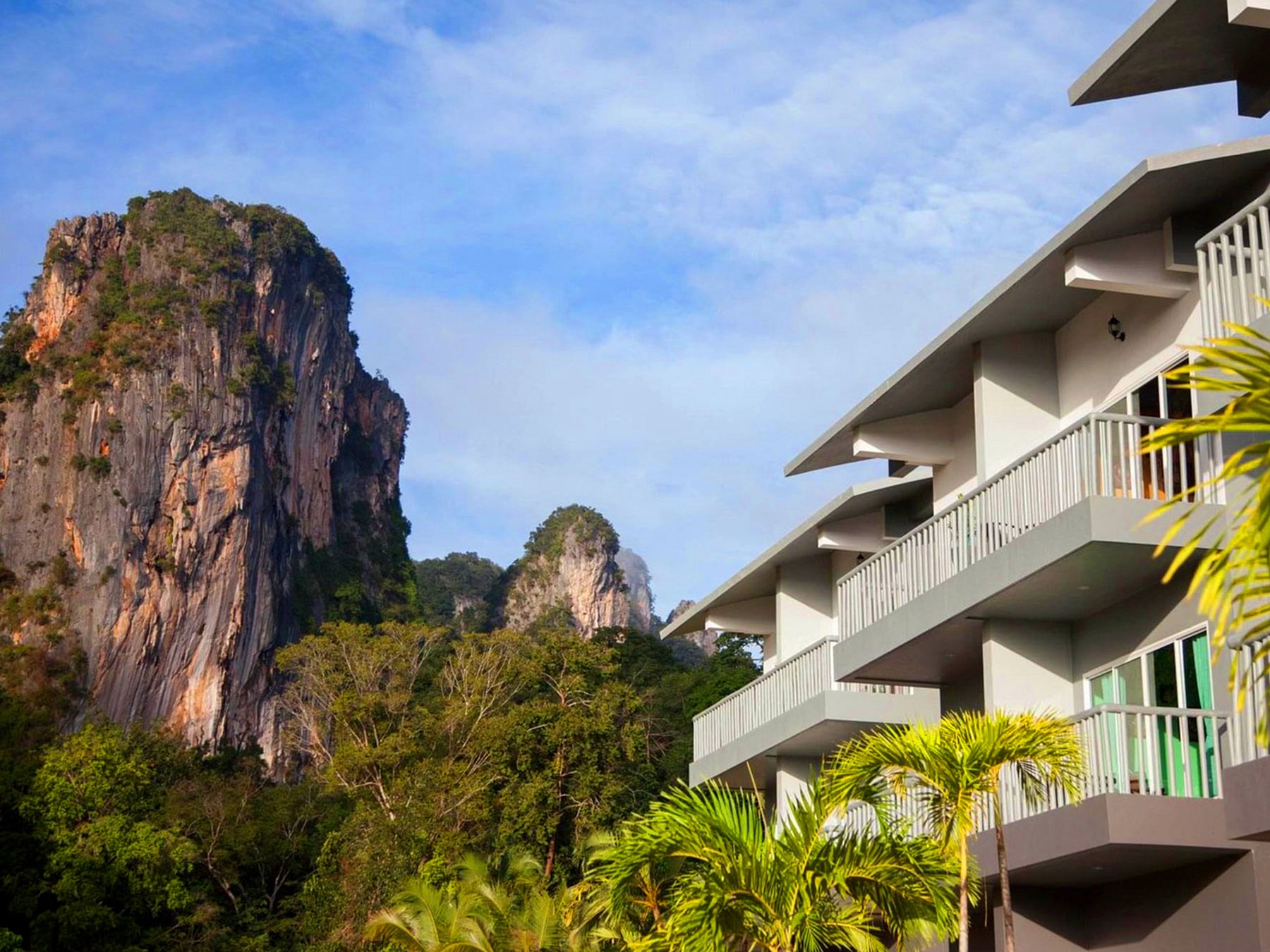 Arawan Beach Resort Krabi