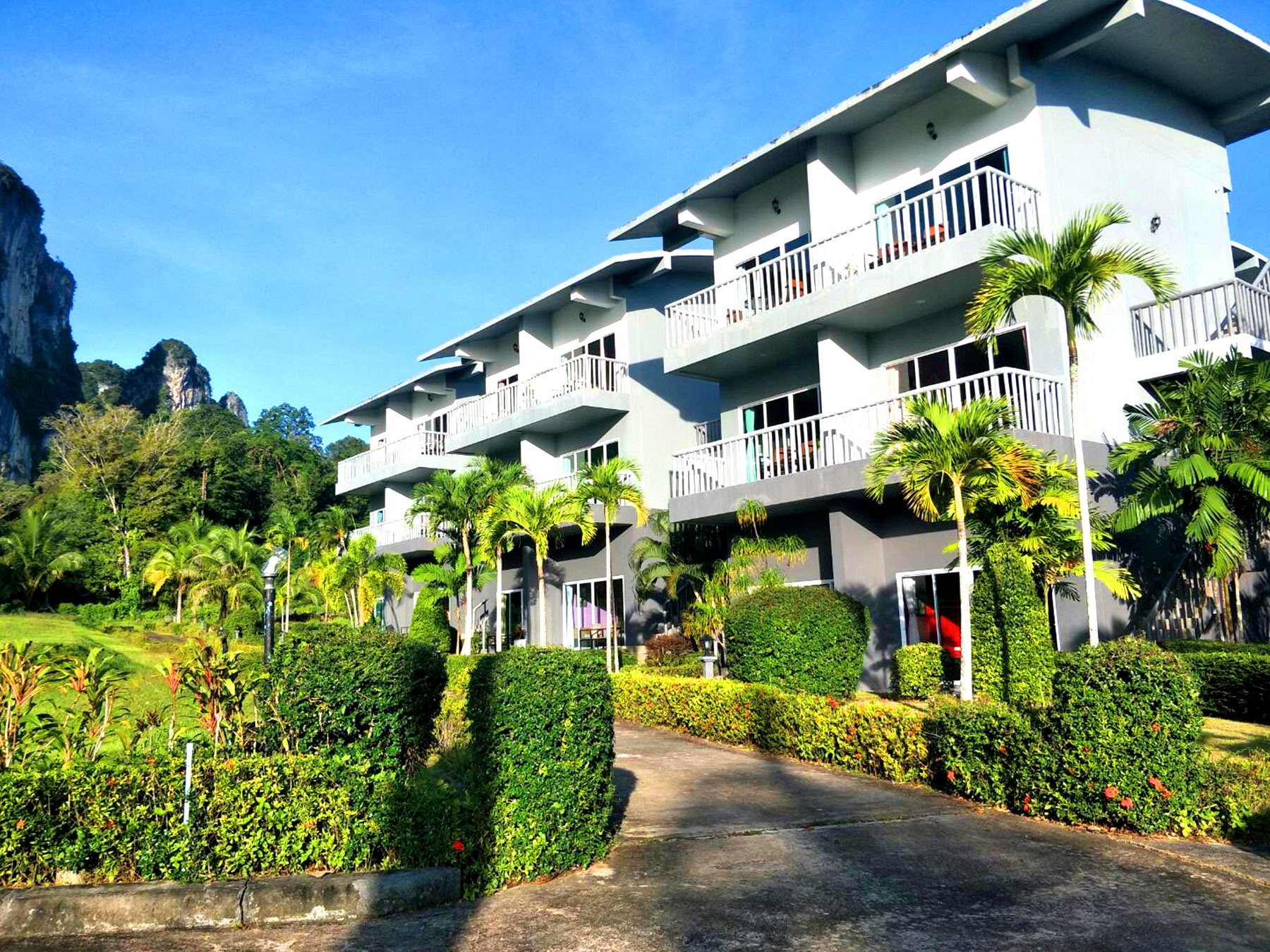 Arawan Beach Resort Krabi