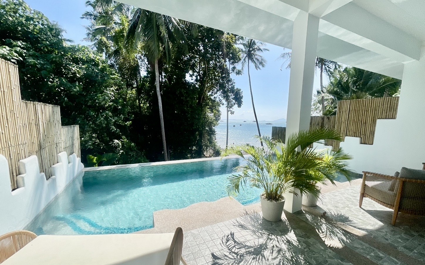 Pool Suite